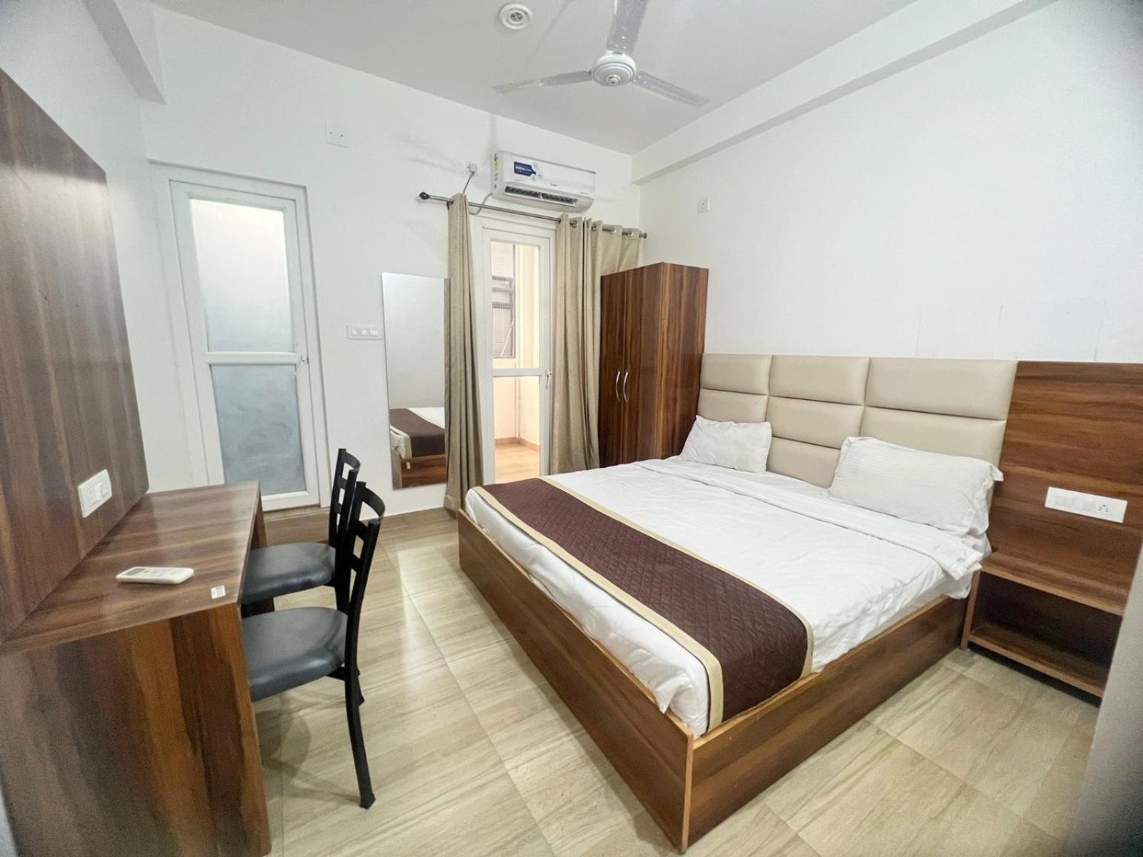 Hotel Manikut Rishīkesh Екстериор снимка